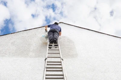Peinture extérieure au Brusquet — façades et ravalement